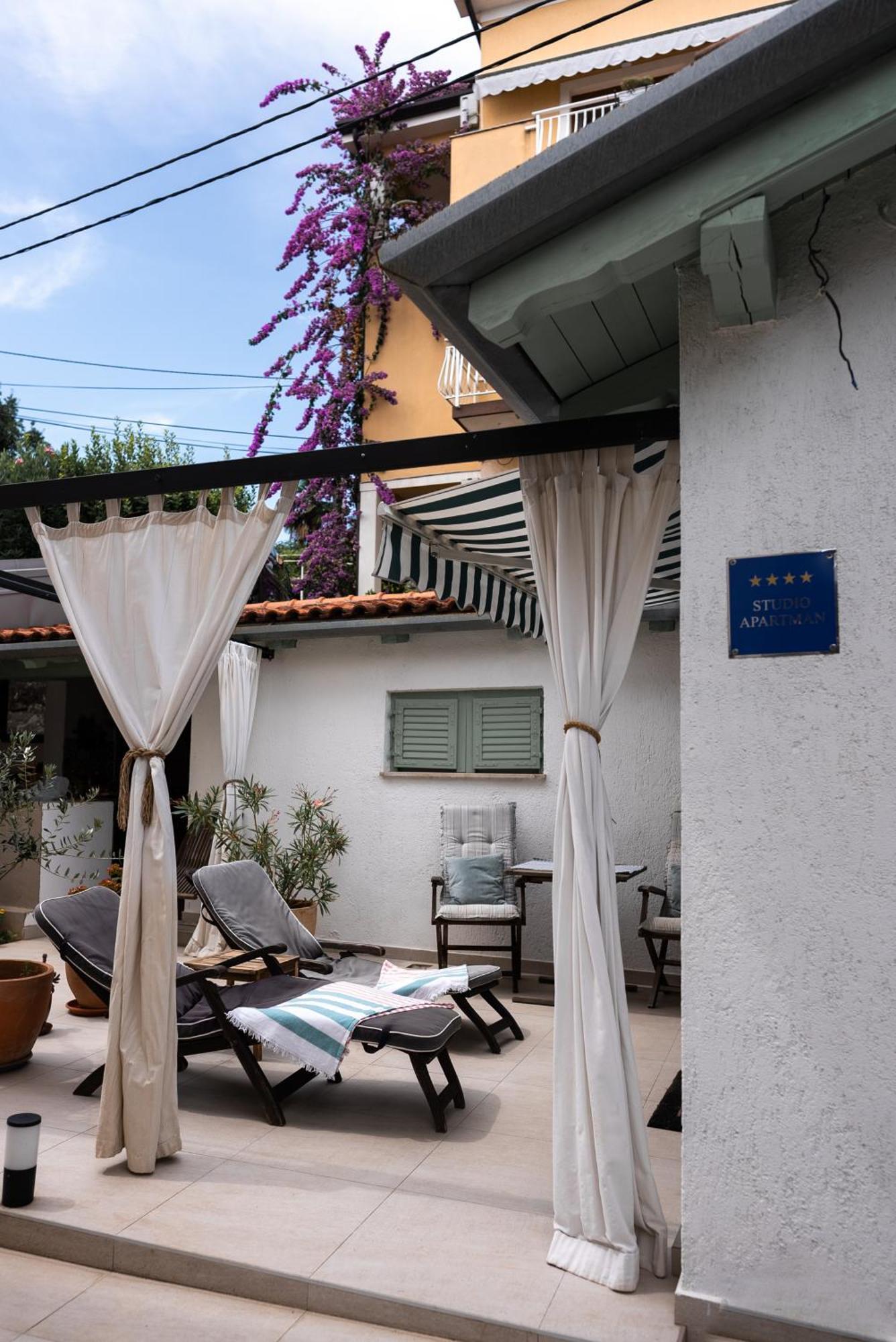 New Cosy Apartments With Private Parking 오파티아 외부 사진