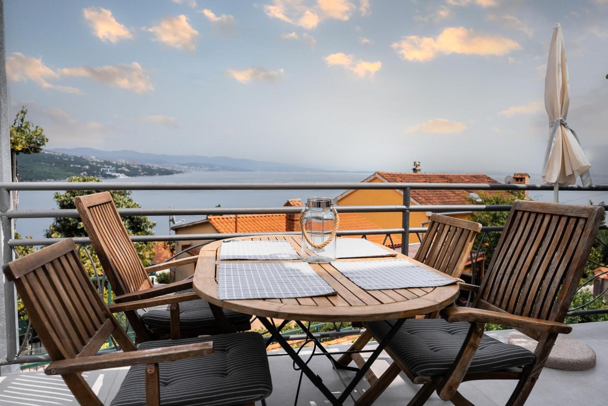 New Cosy Apartments With Private Parking 오파티아 외부 사진